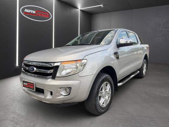 FORD RANGER 3.2 XLT 4X4 CD 20V DIESEL 4P AUTOMÁTICO